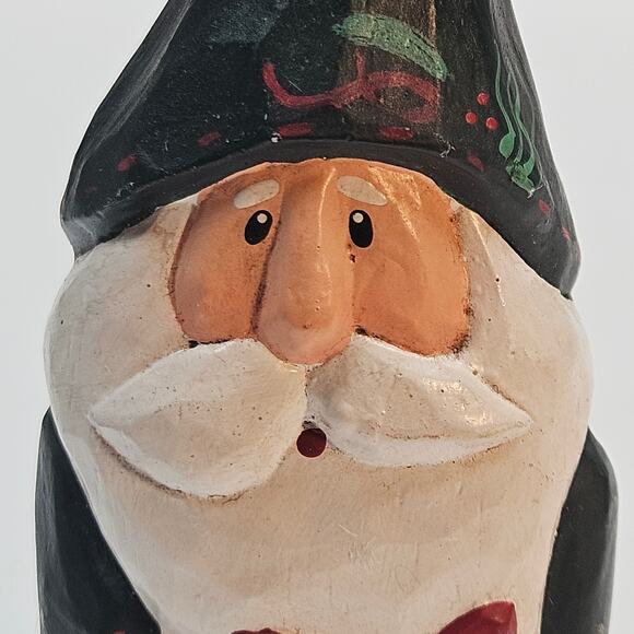 Vintage  Hand-carved wooden Eddie Walker Santa Figure Holding Gift 4.5" - Picture 2 of 7